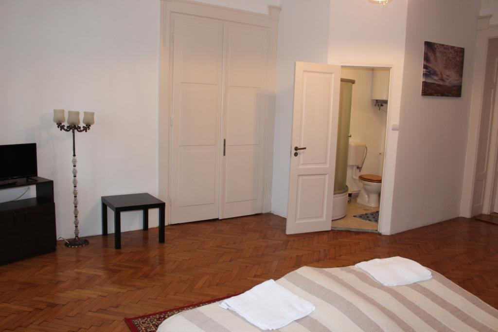 Ferdinand Apartments เมดิอาช ภายนอก รูปภาพ